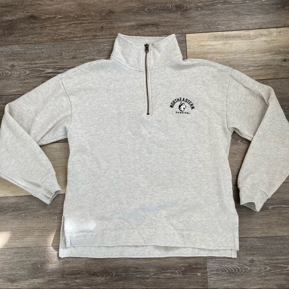 Northeastern University Women’s Huskies Sweatshirt - Small
